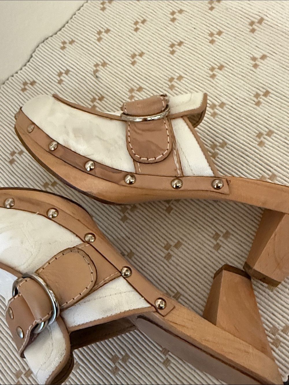 Coach Raina Signature Jacquard Wooden Clogs Mules Tan White Size 7 - Picture 14 of 14